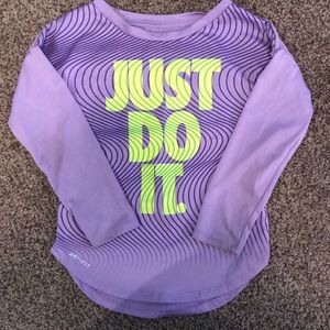 Girls’ The Nike Tee